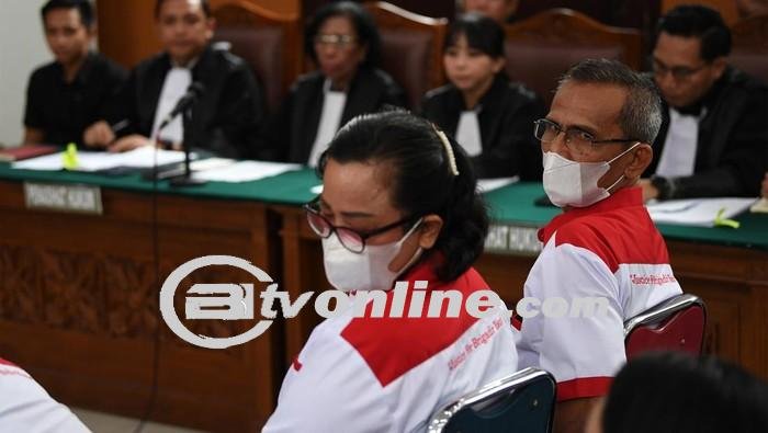 Orang tua Yosua Gugat Ferdy Sambo dan Putri Candrawathi Rp 7,5 M