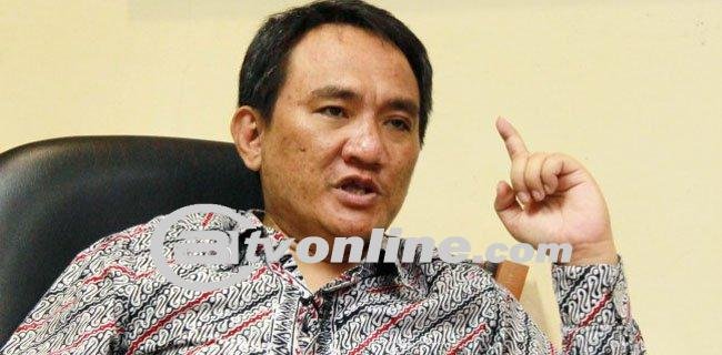 Andi Arief Prediksi Nasib Anies Baswedan dan Ganjar Pranowo di 2029