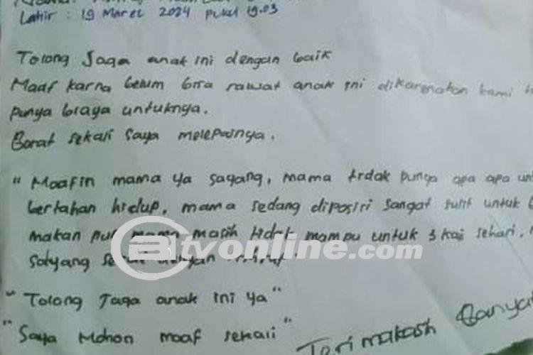 Bayi Ditemukan di Depan Rumah dengan Sepucuk Surat M Mengharukan