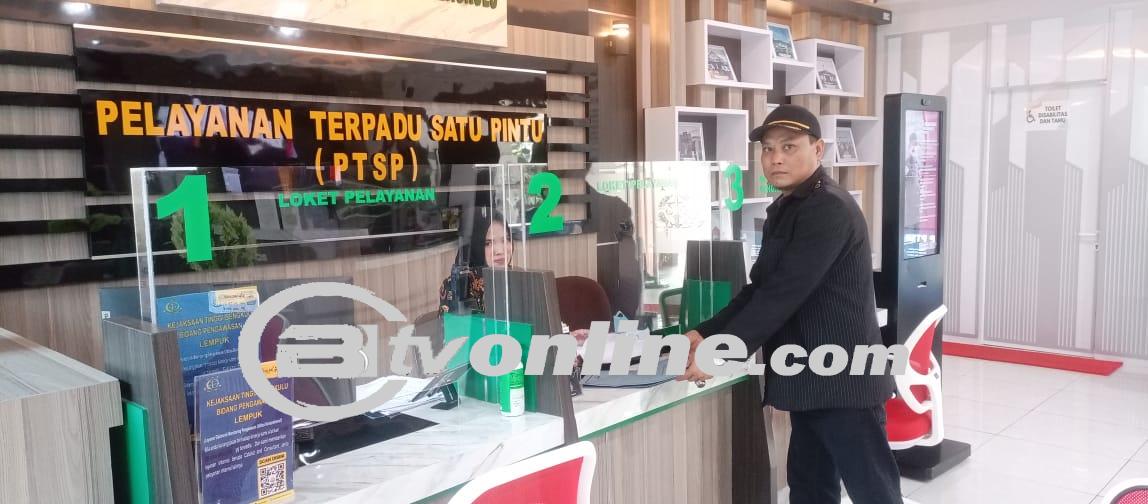 LSM Pakar Resmi Laporkan Anggaran Rumdin DPRD BU Ke Kejati Bengkulu