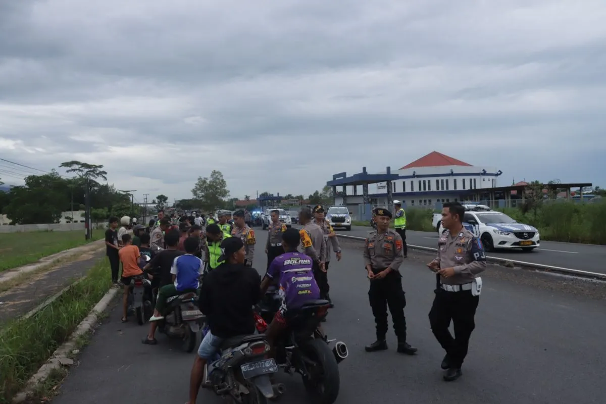 Polres Lampung Selatan Berhasil Membubarkan Balap Liar, 120 Sepeda Motor Diamankan