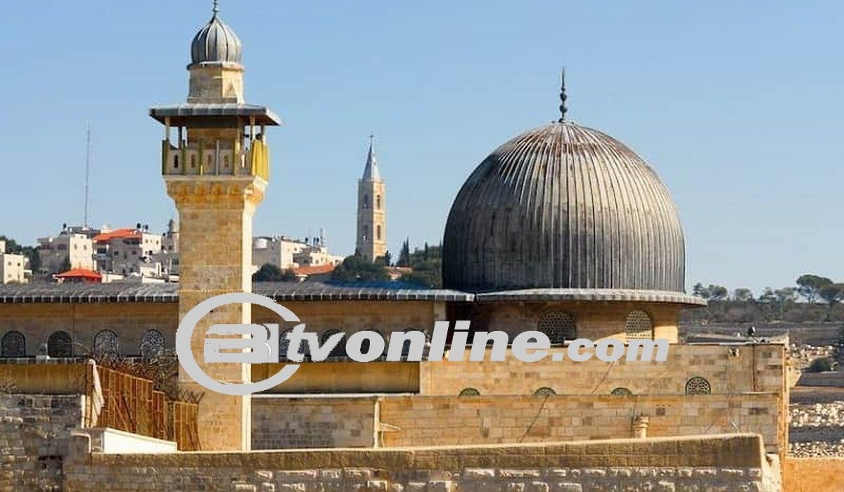 Israel Kerahkan Ribuan Polisi, Amankan Salat Jumat Pertama Ramadhan di Masjid Al-Aqsa