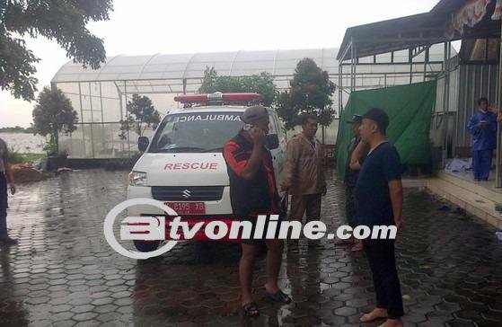 Perahu Terbalik di Sawah Kirig Saat Banjir, Tiga Anak Tewas 