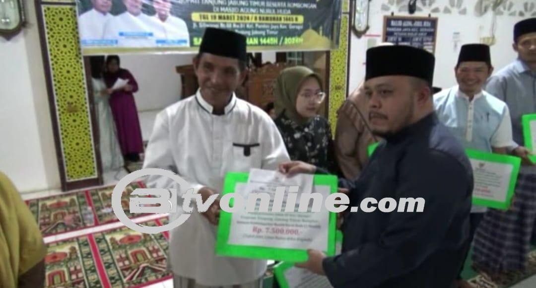Wakil Bupati Tanjung Jabung Timur Berbagi Bantuan dan Silaturahmi di Kelurahan Pandan Jaya