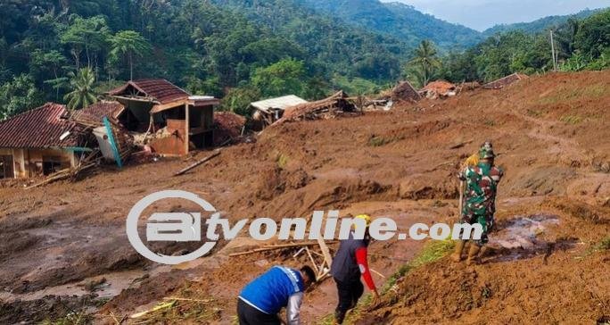 Longsor di Kampung Gintung, 10 Warga Hilang dan Puluhan Rumah Rusak Parah