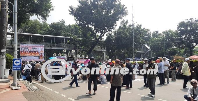 Aksi Massa Sengketa Pilpres 2024 Kembali Demo di Patung Kuda