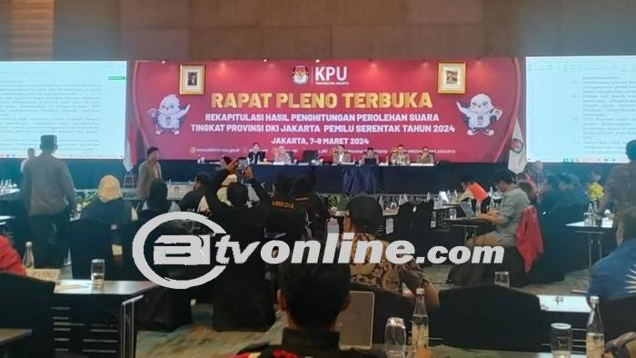 Pasangan Prabowo-Gibran Unggul di Jakbar, Saksi 03 Keberatan Untuk Tanda Tangan