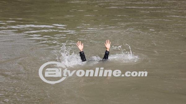 Tragedi di Sungai Cisimeut: Satu Bocah Ditemukan Meninggal, Satu Masih Hilang