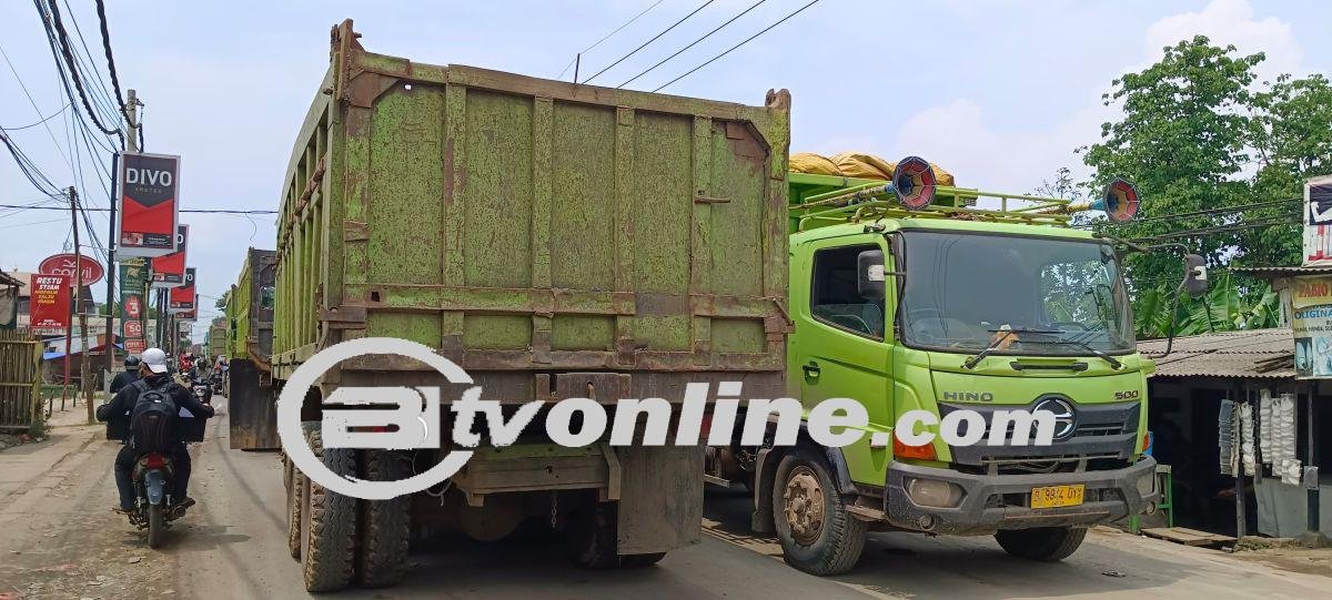 Sopir Truk Tolak Dilarang Operasi Siang Hari, Sempat Terjadi Demo di Parungpanjang