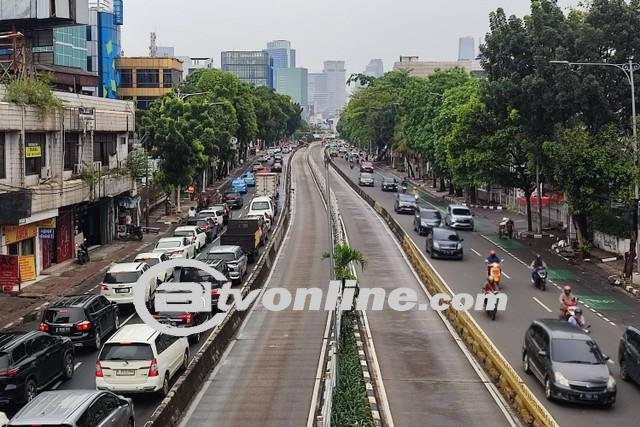 Imbas Kebakaran Maut di Ruko, Jalan Mampang Prapatan Arah Pejaten Ditutup