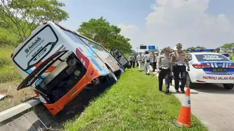 Korban Meninggal Kecelakaan Bus Rosalia Indah Bertambah