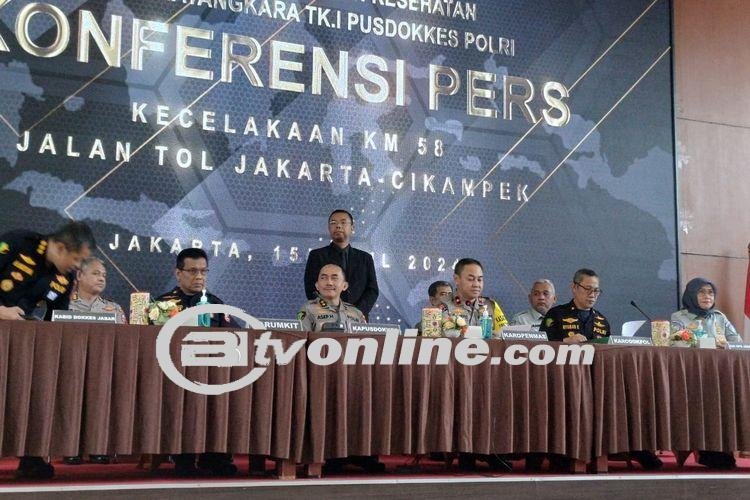 Kelelahan Sopir Gran Max Berisiko Microsleep,Penyebab Kecelakaan Tol Cikampek