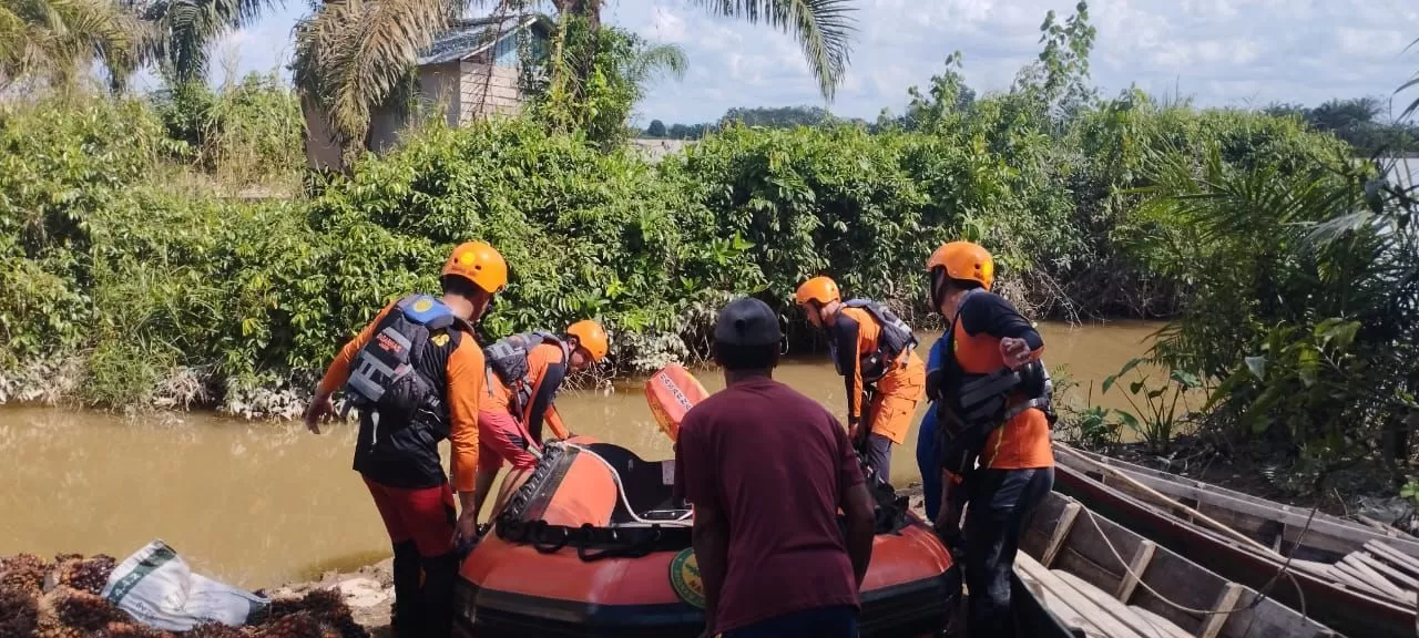 Tim Sar Menemukan Bocah 5 Tahun  Meninggal Dunia Setelah Tenggelam di Tanjab Timur