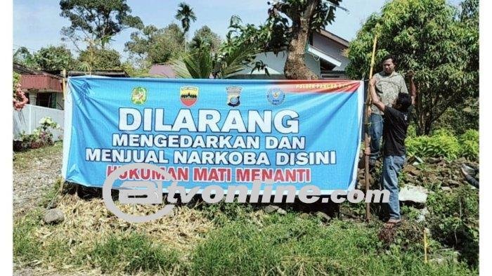 Polsek Pancur Batu Bergerak Cepat, Pasang Spanduk Larangan Judi dan Narkoba Untuk Lindungi Masyarakat