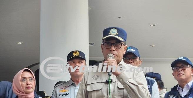 Menhub Budi Karya Akan Tindak  Tegas Truk ODOL di Pelabuhan Merak