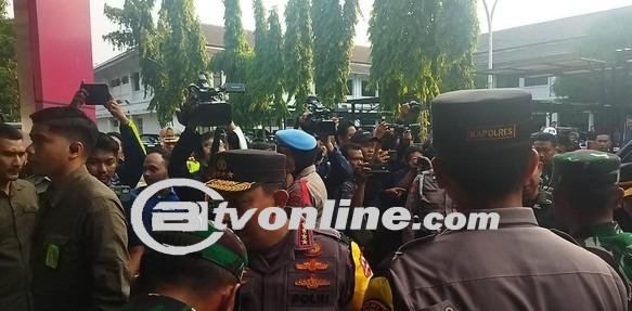 Kunjungan Kapolri-Panglima TNI-Menhub ke RSUD Karawang Pasca Kecelakaan Maut
