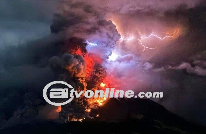 Gunung Ruang Kembali Meletus, Masyarakat Dievakuasi di Luar Radius 6 Km