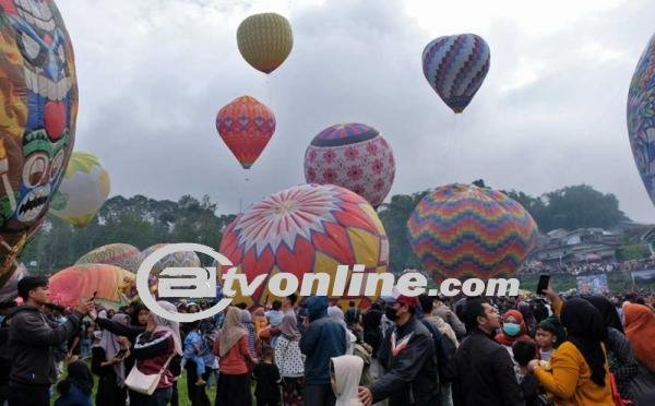 Langgar Aturan, Masyarakat Terbangkan Balon Udara Ilegal Didenda Rp500 Juta
