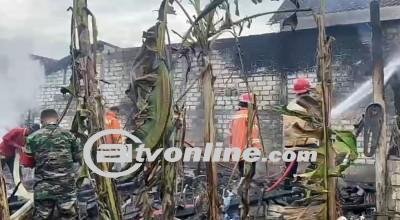 Rumah Warga Gresik Habis Dilalap Sijago Merah Saat Sang Pemilik Pergi