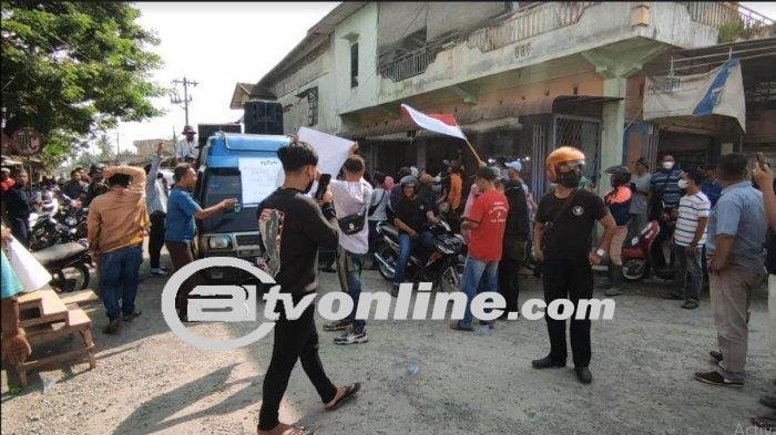 Breaking News! Warga Air Joman Blokir Jalan Akses, Desak Perhatian Pemerintah Sumut