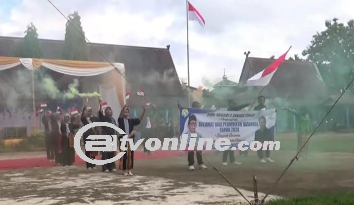 Pelepasan Siswa Kelas 12 SMK Negeri 1 Tanjab Timur