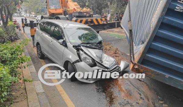 Kronologi Kecelakaan Truk Kontainer yang Lumpuhkan Lalu Lintas Bekasi