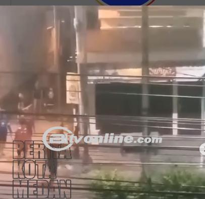 Ketegangan di Medan, Polisi Tangkap Pelaku Tawuran Bersenjata Tajam dan Lempar Batu