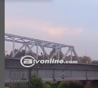 Hal Normal di Medan?, Tawuran Bersenjata Tajam Ini Meresahkan Ketentraman Warga Tembung Medan!!