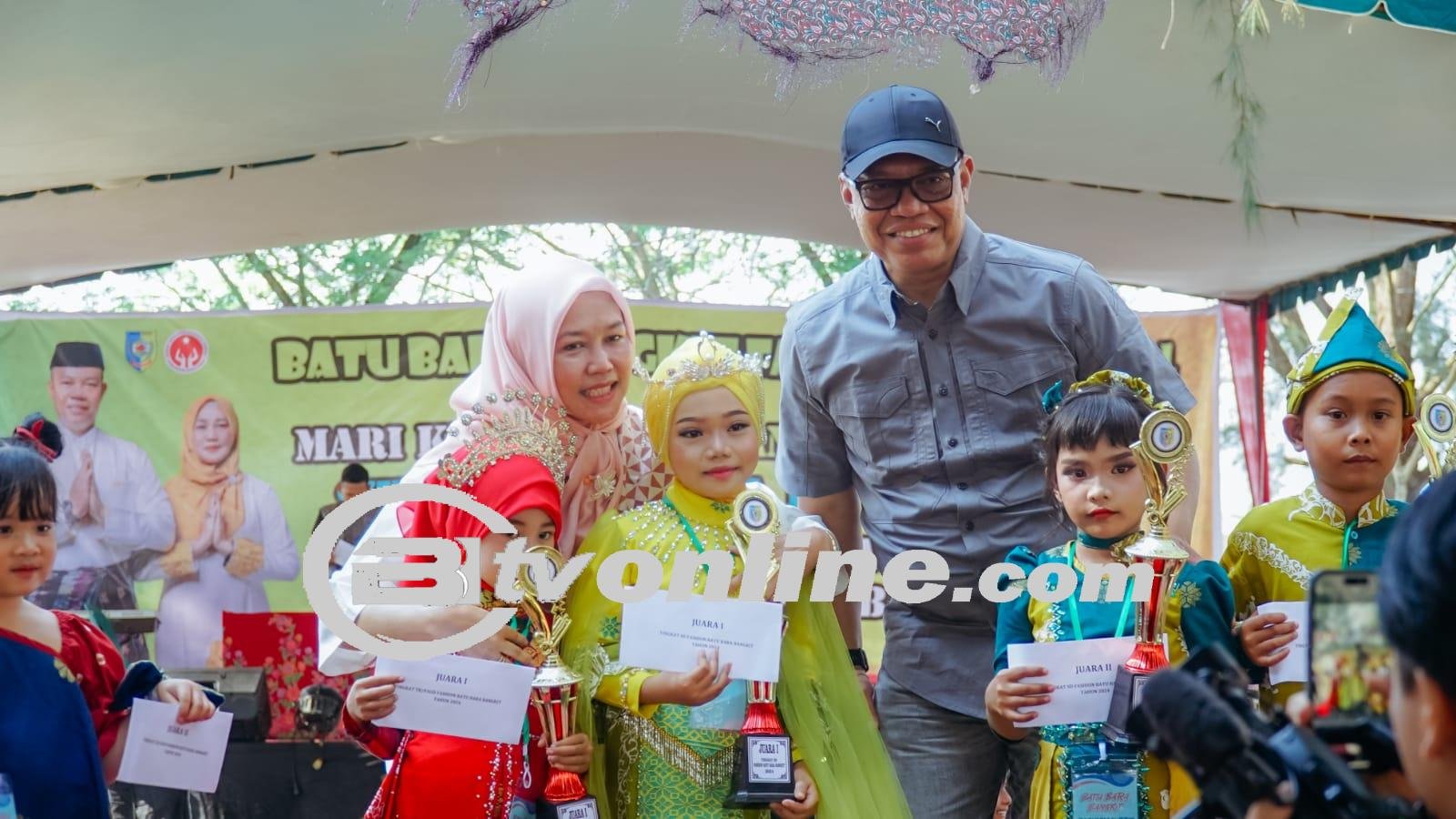 Pj. Bupati Batu Bara Dorong Kearifan Lokal Melalui Batu Bara Bangkit Fashion Week 2024