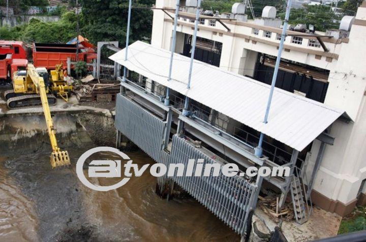 Ketinggian Air di Pintu Air Manggarai Hampir Meningkat ke Siaga Dua: Warga Diminta Waspada