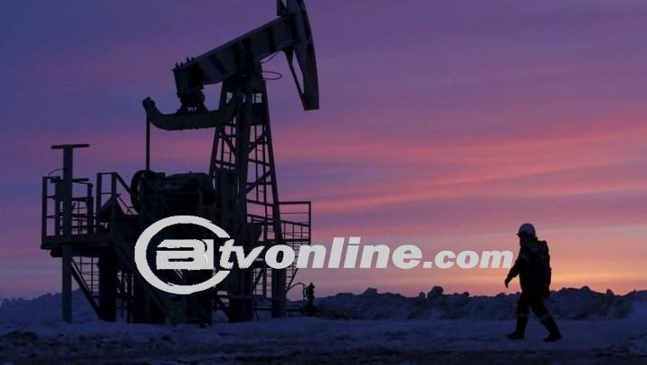 Harga Minyak Dunia Naik Tipis karena Proyeksi Pengurangan Produksi OPEC+