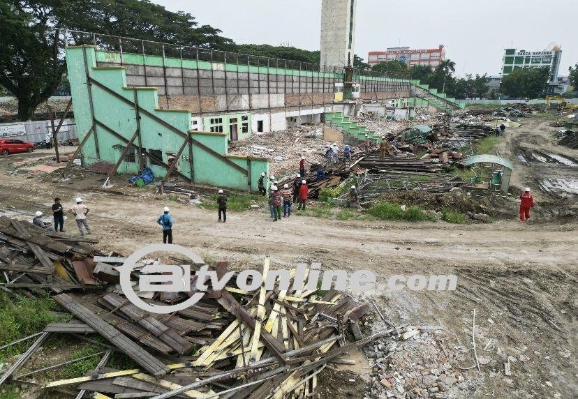 Sisa Material Pembongkaran Stadion Teladan Dilelang Rp1,6 Miliar