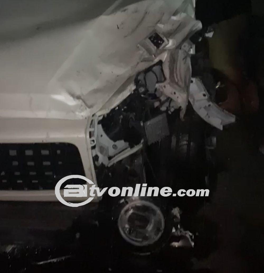 Diduga Mabuk! Mercedes Benz Hantam Pengendara Motor