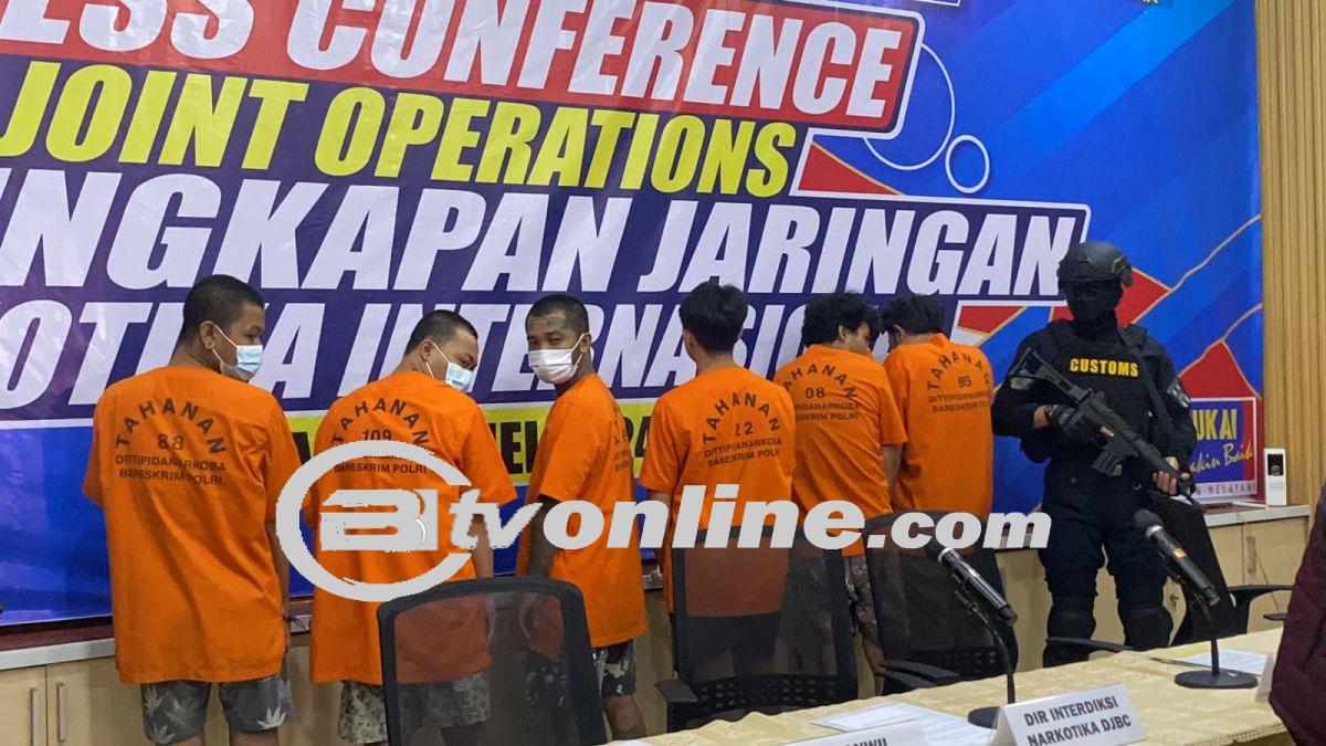 Polri Buru Otak Sindikat Narkoba Internasional Asal Iran, Pengungkapan Sindikat Ekstasi dan Ancaman Hukuman Mati