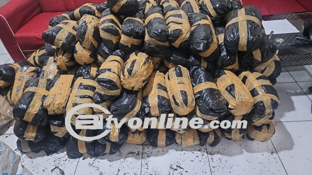 Polisi Tangkap Pelansir Ganja 300 Kilogram di Aceh!