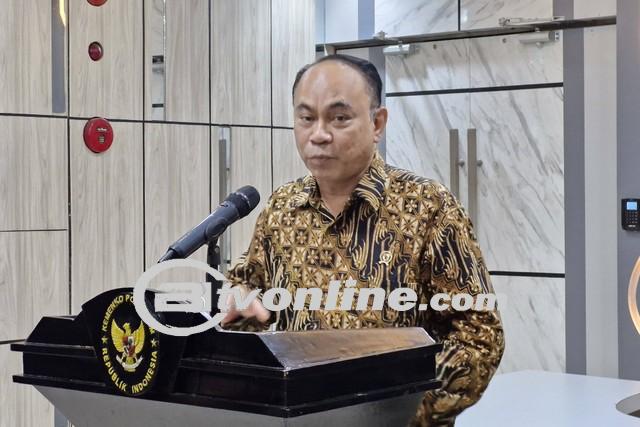 Menkominfo Budi Arie: WhatsApp Lebih Berbahaya dari Starlink dalam Hal Keamanan Data