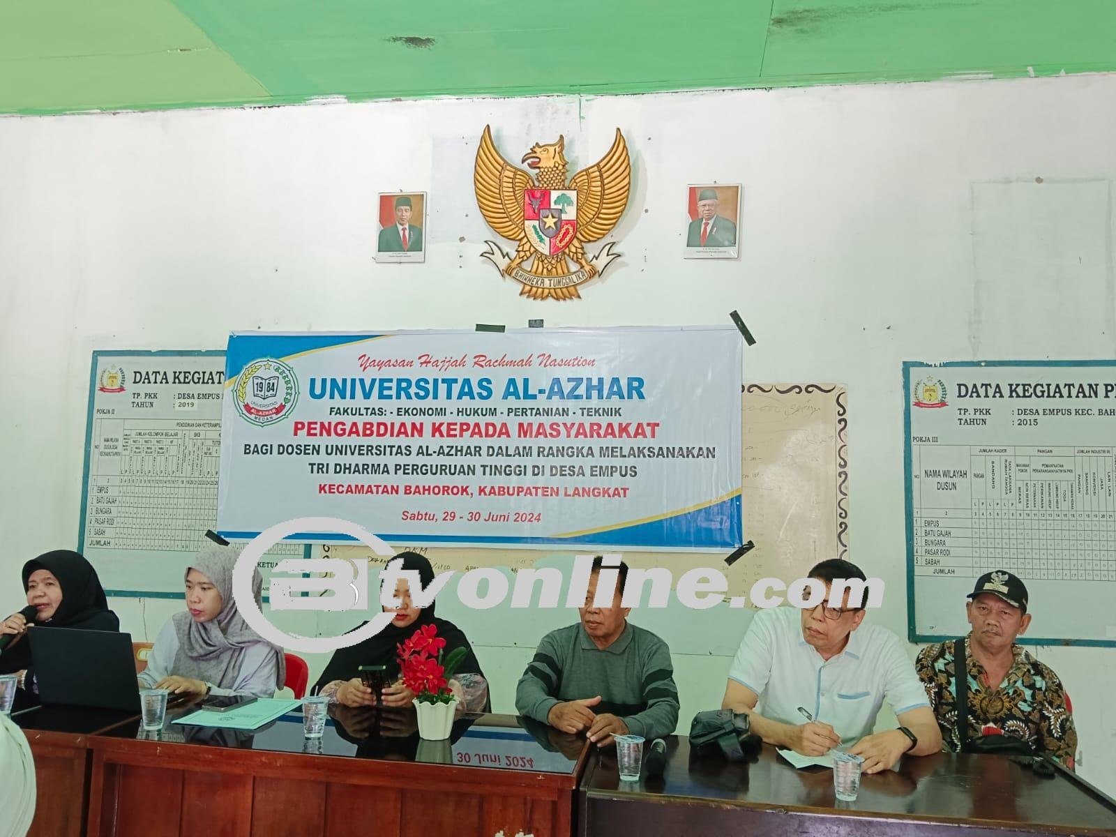 Penyuluhan Hukum Universitas Al Azhar Medan: Membangun Kesadaran Hukum di Desa Empus