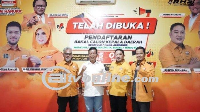 Radiapoh Hasiholan Sinaga Serahkan Formulir Pendaftaran ke Partai Hanura: Langkah Menuju Pilkada Simalungun 2024