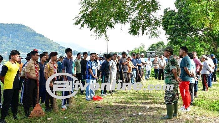 Gotong Royong Bersihkan Danau Toba: Aksi Mulia Untuk Kelestarian Lingkungan