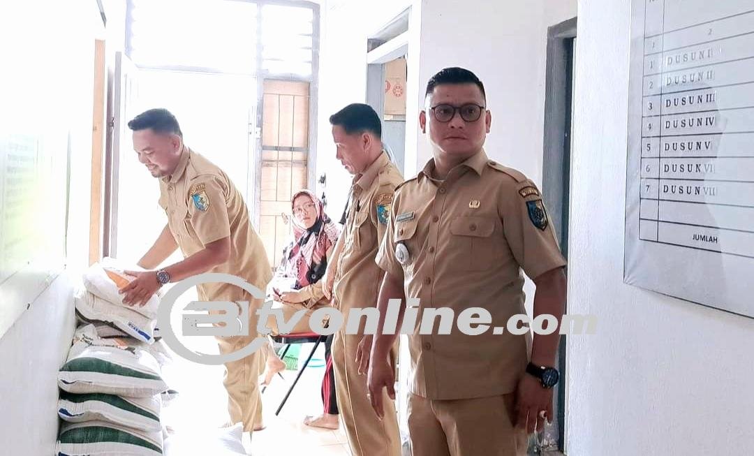 Desa Pahang Distribusi Beras Kepada Masyarakat Berjalan Lancar Dan Efisien