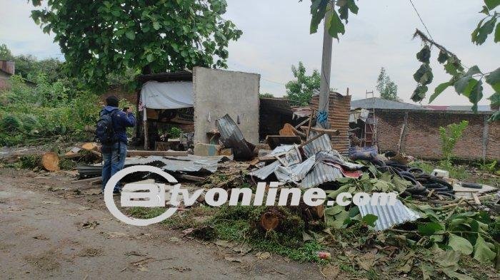Tragedi Tewasnya Ibu dan Anak Tertimpa Pohon Jati di Deli Serdang