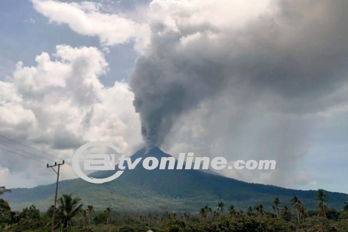 Gunung Lewotobi Laki-Laki Meletus, Warga Diminta Gunakan Masker