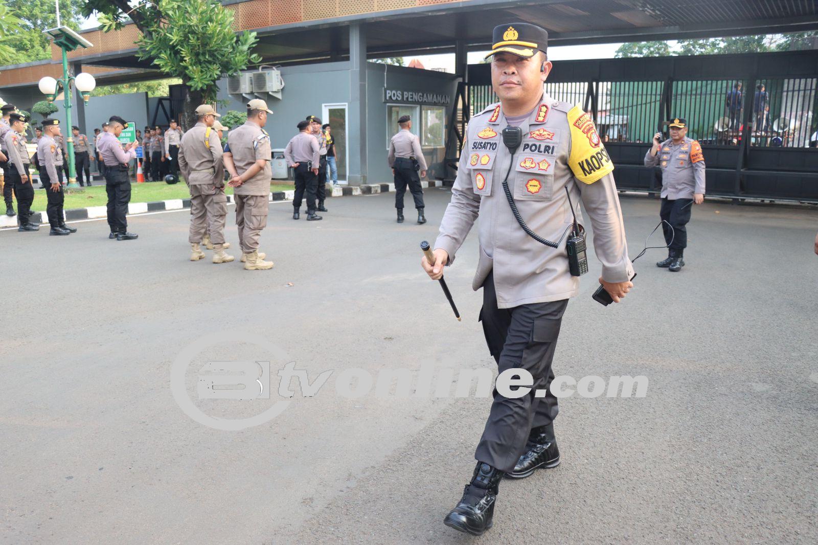 Polisi Kerahkan Ratusan Personel Amankan Aksi di DPR/MPR RI