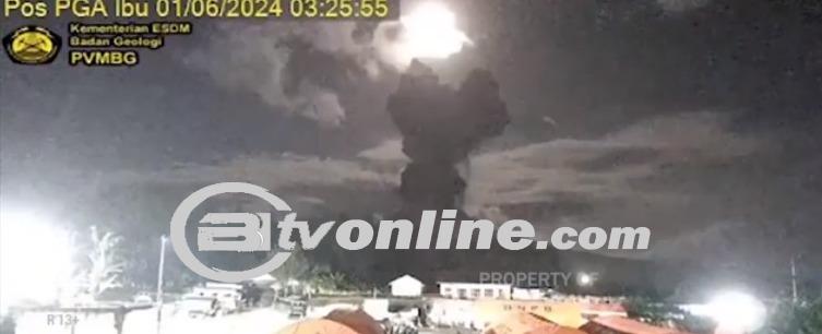 Letusan Ganda Gunung Ibu: Warga Tenda Pengungsian Dilanda Kekhawatiran