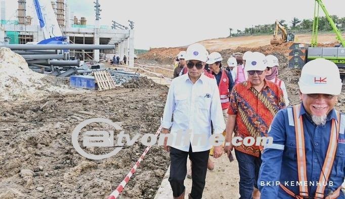 Menhub Budi Karya Tinjau Progres Pembangunan Bandara Ibu Kota Nusantara
