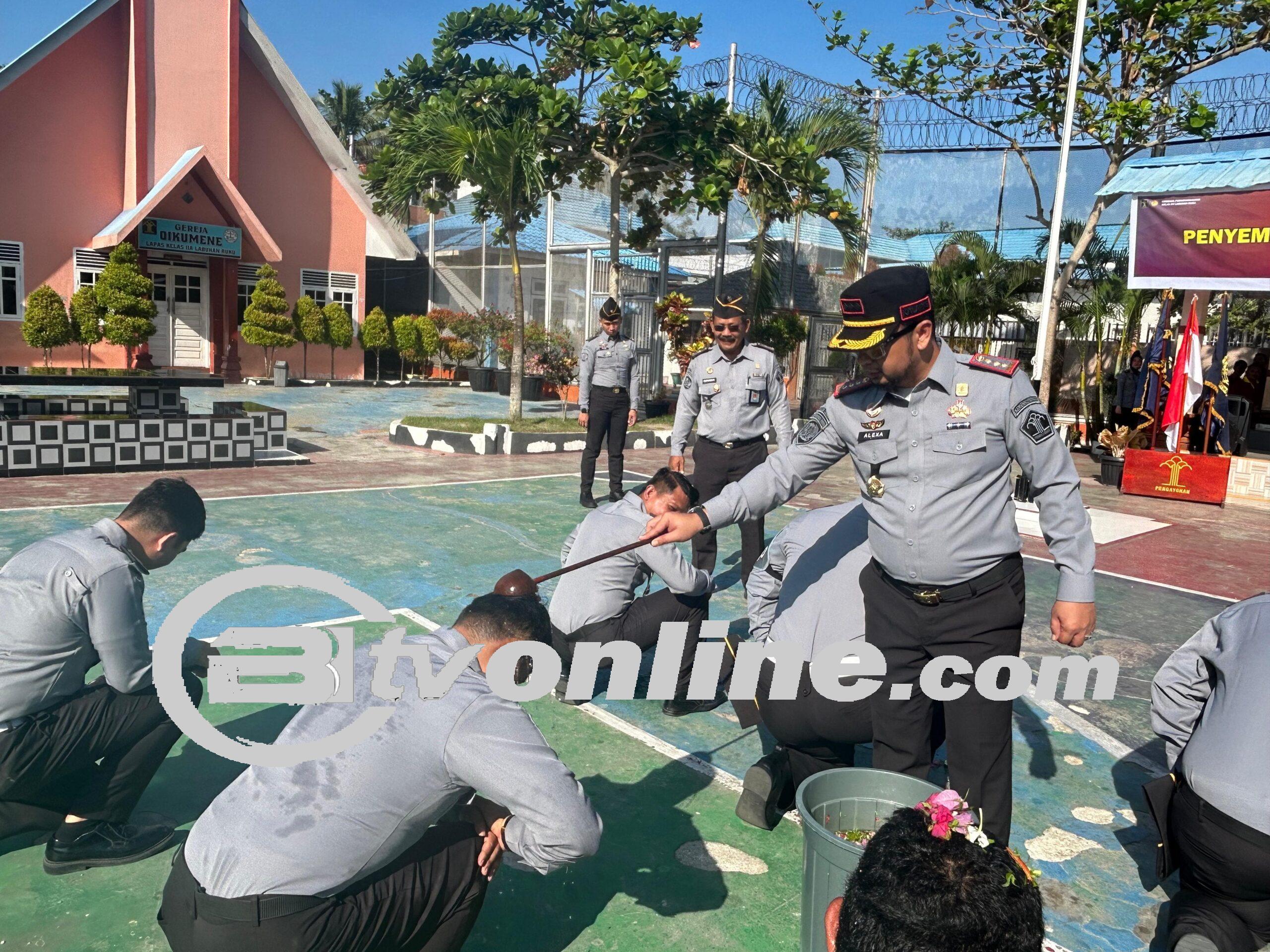 Lapas Labuhan Ruku Kanwil Kemenkumham Sumut Gelar Penyematan Pangkat dan Pelepasan Pegawai