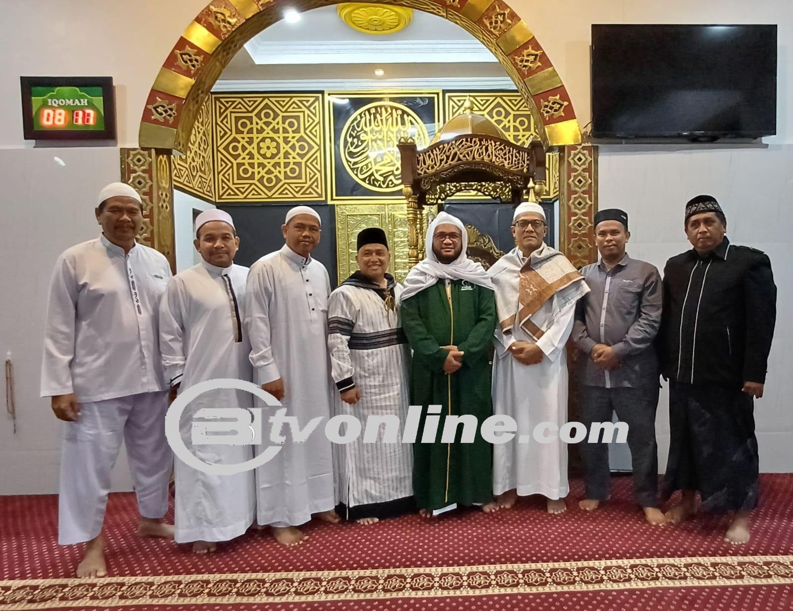 Senator Dedi Iskandar Khatib di Masjid Asy Syafi”iyah Tekankan Pembuktian Iman