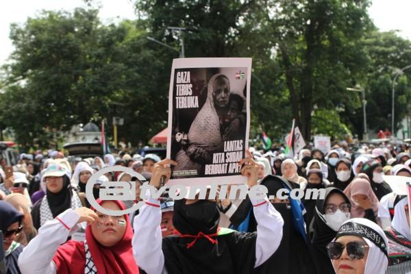 Aksi Damai Bela Palestina di Medan: Ratusan Warga Bersatu Menentang Genosida Israel