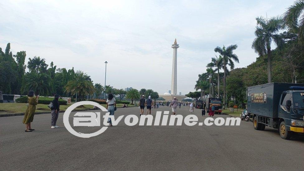 Rekam Jejak Libur Panjang Idul Adha: Ribuan Wisatawan Membanjiri Monas Jakarta