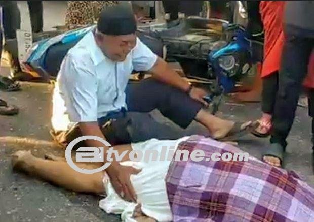 Nenek Ini Tewas Usai Terlindas Truk Usai Jatuh saat Dibonceng, Tangis Sang Suami Pecah!